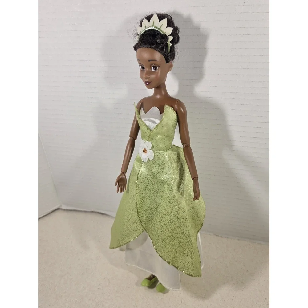 Disney Store Princess Tiana 12